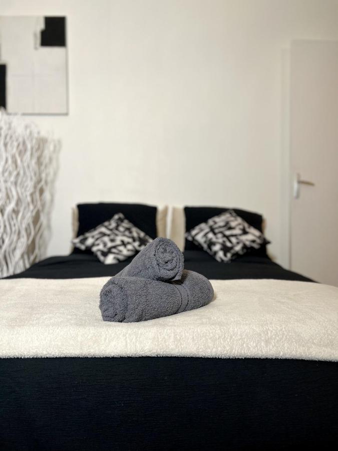 Apartmán "Moonlight" Gare A 10Min De Paris, Wifi, Terrasse , Parking Argenteuil Exteriér fotografie