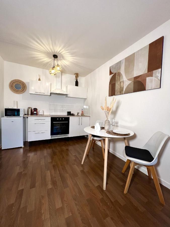 Apartmán "Moonlight" Gare A 10Min De Paris, Wifi, Terrasse , Parking Argenteuil Exteriér fotografie